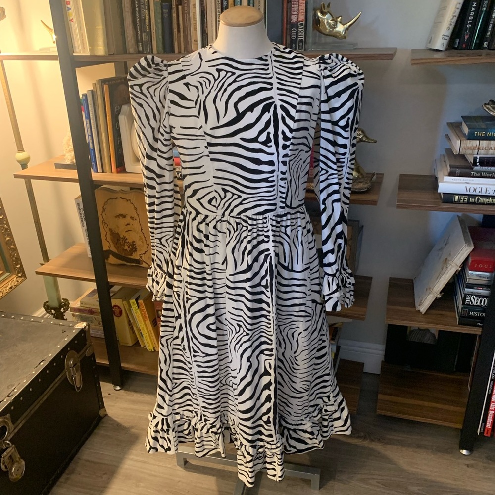 Zebra Print Long Sleeve Midi Dress - Black & White - Picture 9 of 11